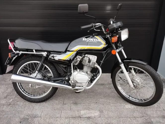 Honda cg 125 ano 1988 restaurada linda
