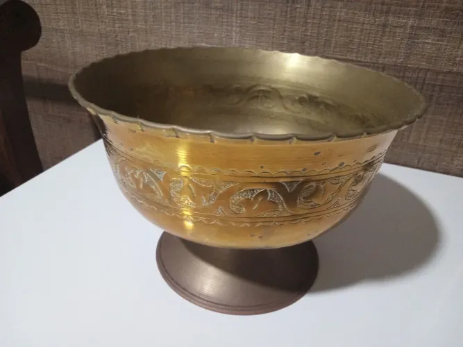 Objetos de decoração em latao
