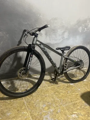 Vendo ou troco bike aro 29 por pc 