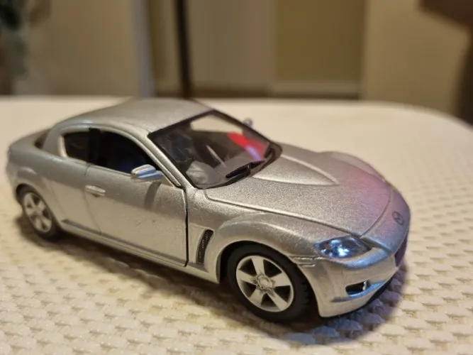 Miniatura Mazda RX-8 Prata Kinsmart Escala 1/38
