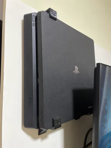 Ps4 slim 1TB modelo recente + controle original
