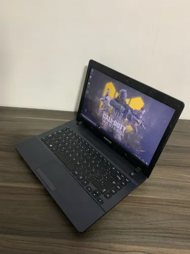 Notebook Samsung SemiNovo Core i5, Tela Full HD