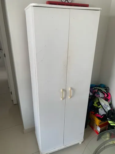 Armário multiuso 