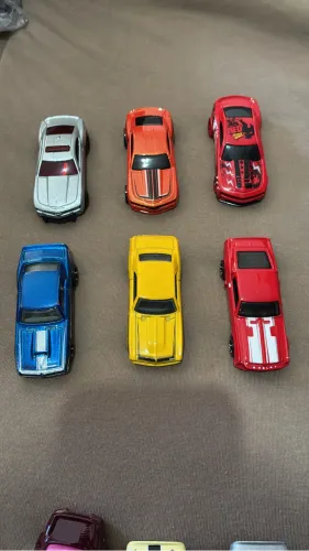 6 Camaros Hot Wheels