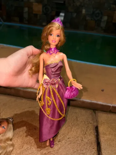 Barbie escola de princesa 