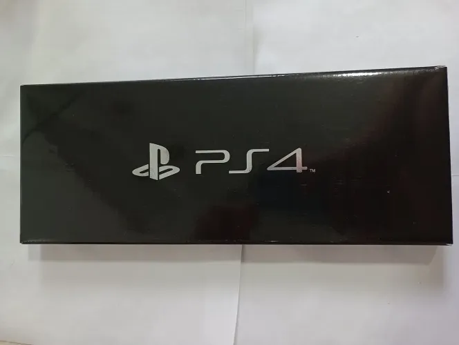 Tampa do HD Ps4 Novo na Caixa PLATE Branca