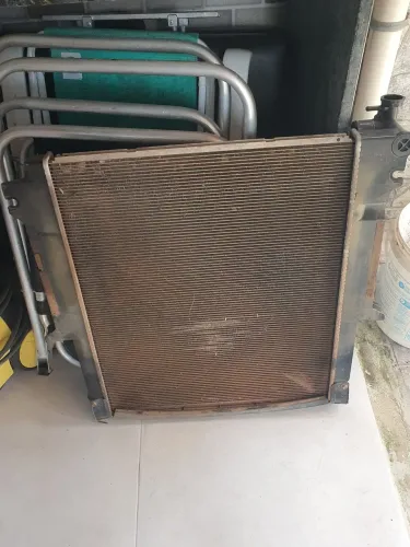 Radiador mitisubishi L200 triton