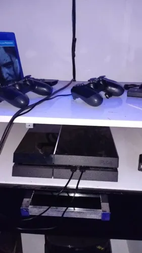 Vendo ps4 fat 