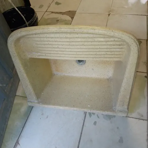 Lavatório para roupa