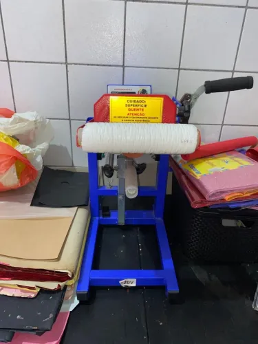 Máquina de estampar copos 
