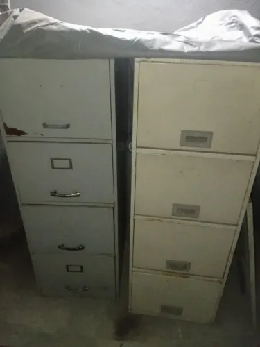 2 gaveteiros Pandin Móveis W3 Arquivo Aço 4 Gavetas