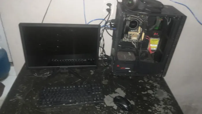Vendo pc gamer pra vender ligeiro 