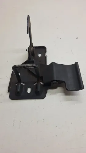 Fechadura Trava Capo Volkswagen Polo 1.6 8v 2004 / 2005