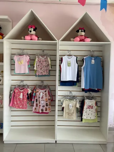 VENDO MÓVEIS PARA LOJA INFANTIL