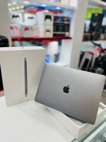 MacBook Air i3 2020