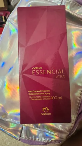 Natura essencial atrai dei colônia feminina