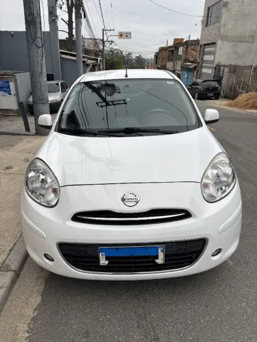 Nissan March SV 1.6 16V Flex Fuel 2014