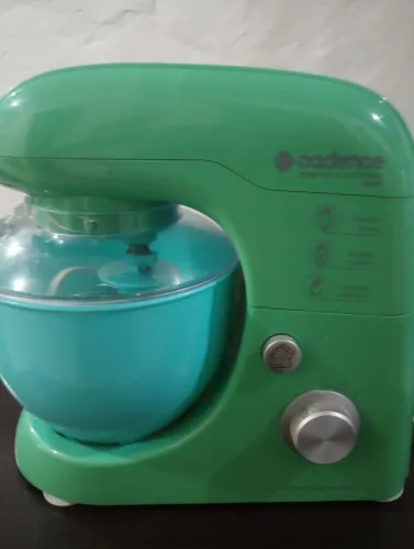Vendo Batedeira planetária funcionando perfeitamente