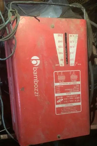 Máquina de solda bambozzi 