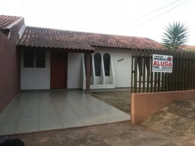 Casa à venda em Conjunto Habitacional Inocente Vila Nova Júnior, Maringá-PR