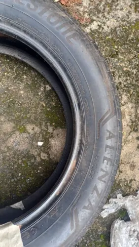 Pneu 225/65/16