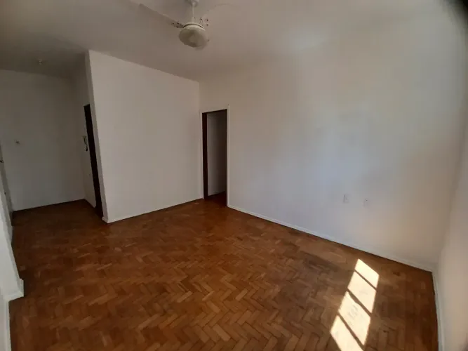 Alugo apartamento com 2 dorm-Centro-Campinas