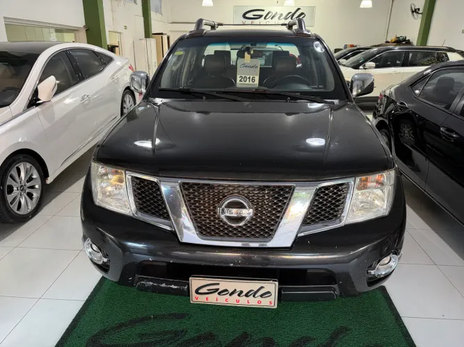 Nissan Frontier SL CD 4X4 2.5tb Diesel AUT 2016
