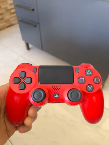 Controle PS4 original vermelho revisado com garantia.