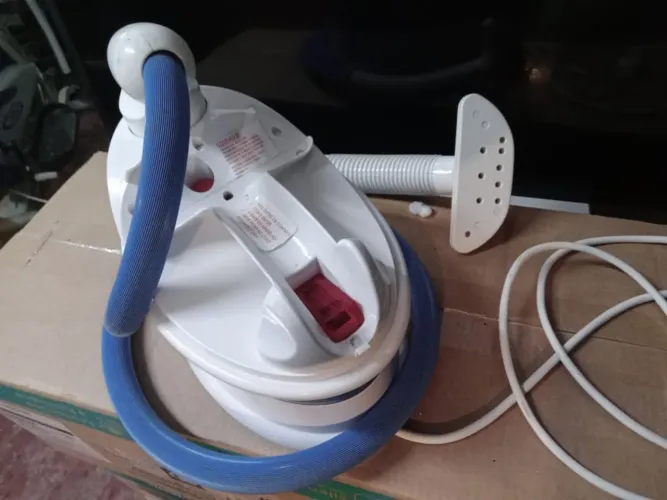 Vaporizador De Roupas Conair Compacto GS4 1200W - Pouco Uso