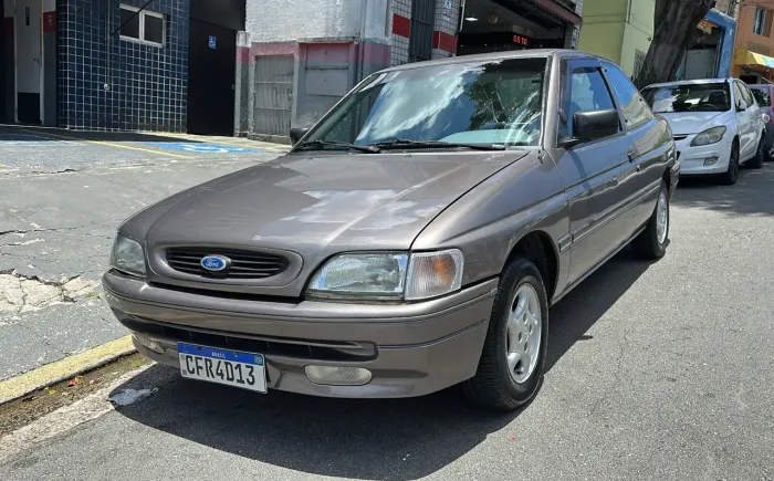 Ford Escort GLX 1.8i 8V 1996