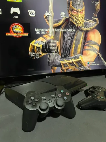 PS3 Super slim + 10 jogos no hd