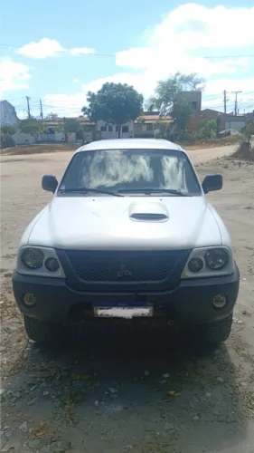Mitsubishi L200 GL 2.5 4X4 CD Diesel 2012