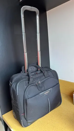 Mala tipo briefing marca Samsonite