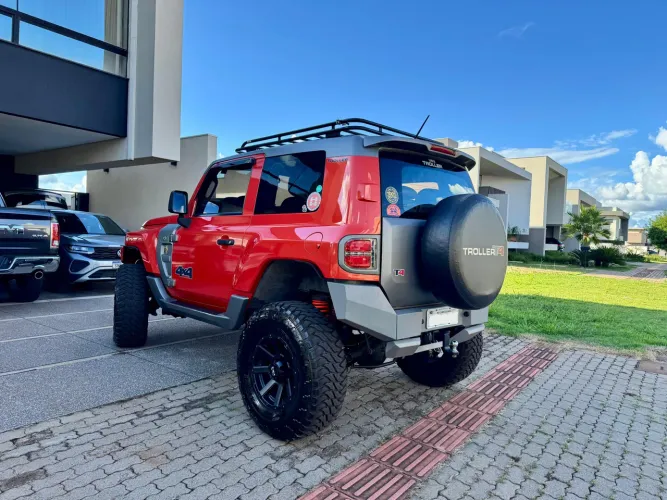 Troller T-4 4X4 3.2 20V TDI Cap. Rígida Diesel 2015