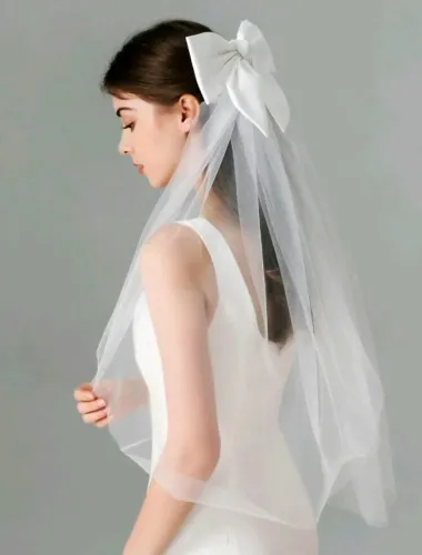 Véu curto pra casamento civil