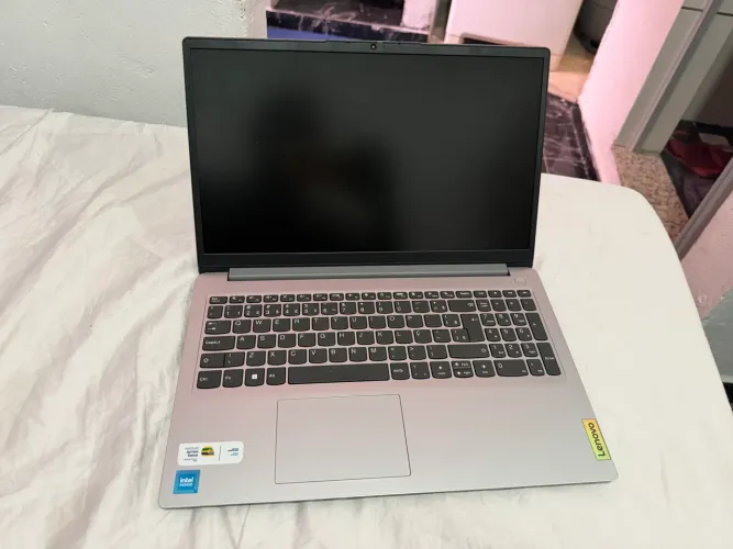 Vendo notebook Lenovo