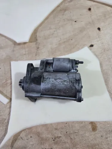 Motor de arranque kombi 1.4 Flex marca Boch