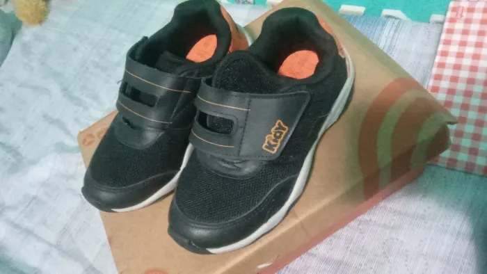Tenis seminovo meu filho não anda então em baixo tá perfeito