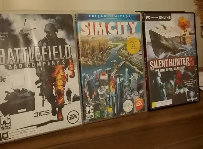 Lote 3 Jogos PC em Mídia Física - Battlefield Bad Company 2, SimCity e Silent Hunt 5