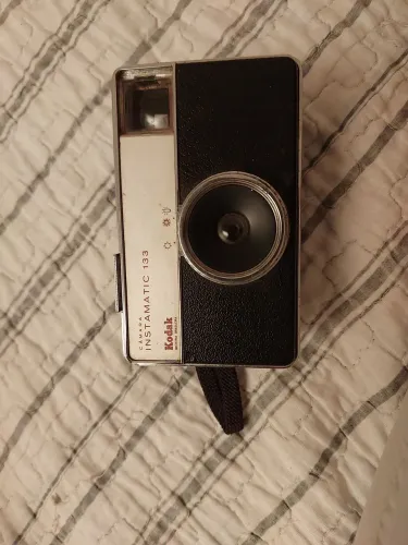 Camera Kodak 133 - analógica - década 70