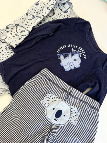 Kit body da Carter?s seminovo