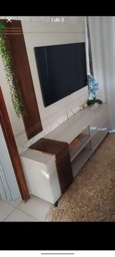 Rack e painel no estado