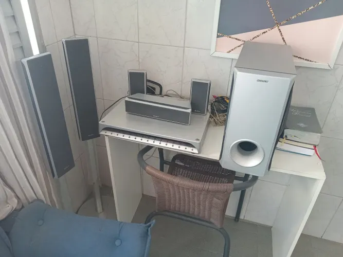 Vendo um home theater