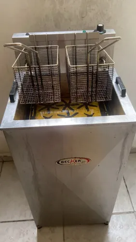 Fritadeira proficional  água e óleo eletrica