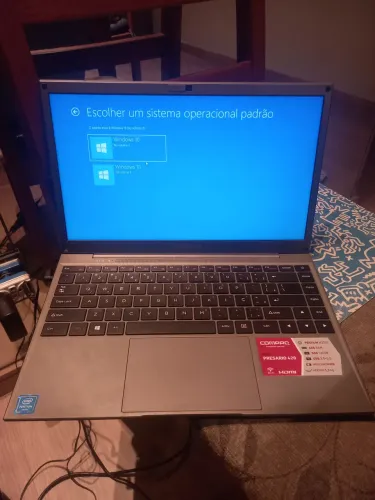 Notebook Compac Presario 420 funcionando