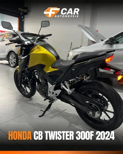 Twister 300 2024 com apenas 12 mil km