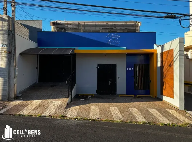 Prédio comercial no bairro Boa Vista