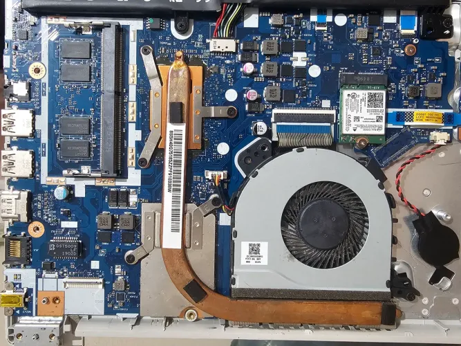 Placa mãe Lenovo ideapad 330, processador i7, Nvidea Mx150 e 4gb de ram
