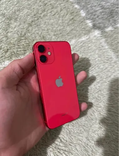 iPhone 12 mini red