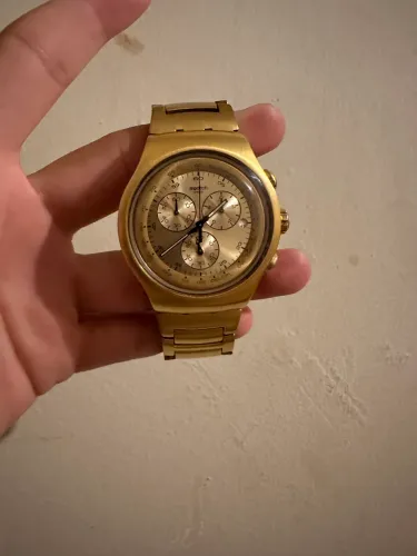 Vendo SWATCH cara GOLD